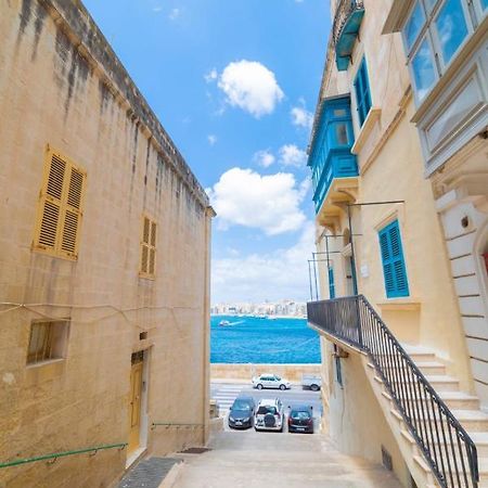 Central Valletta Townhouse-Hosted By Sweetstay Exterior photo