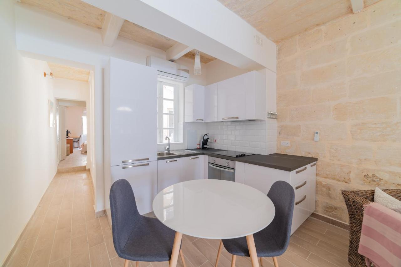 Central Valletta Townhouse-Hosted By Sweetstay Exterior photo