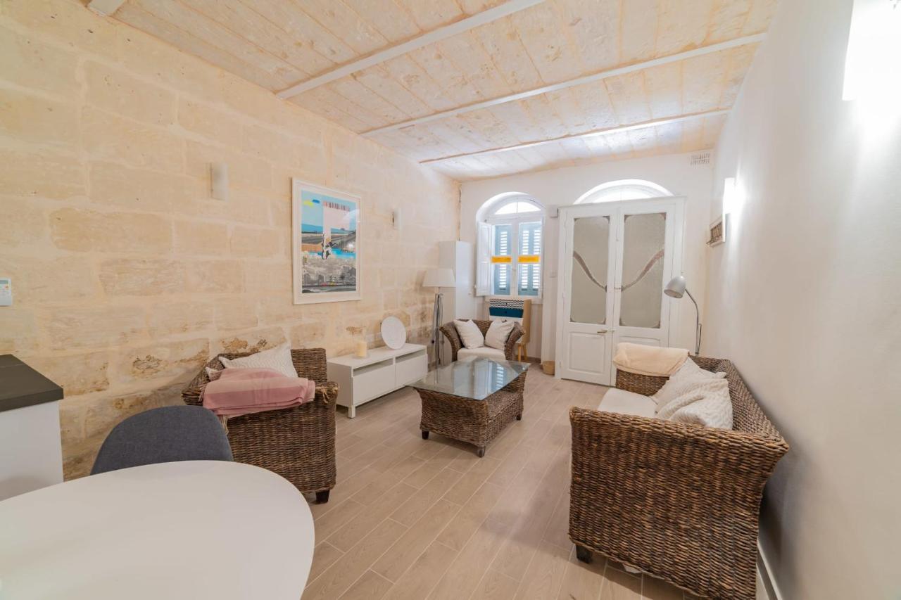 Central Valletta Townhouse-Hosted By Sweetstay Exterior photo