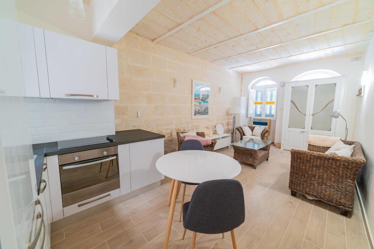 Central Valletta Townhouse-Hosted By Sweetstay Exterior photo