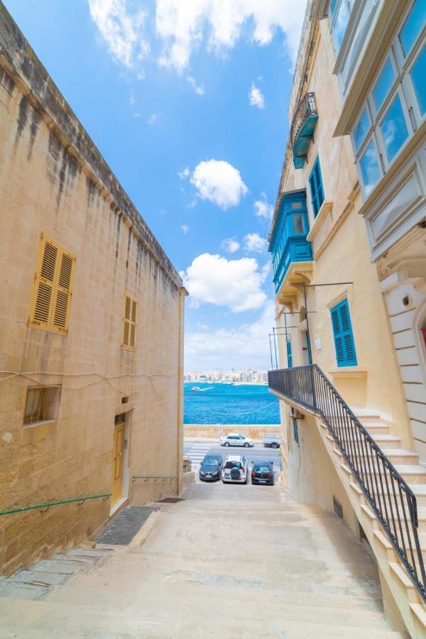 Central Valletta Townhouse-Hosted By Sweetstay Exterior photo